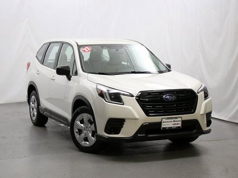 Used 2022 Subaru Forester image 1