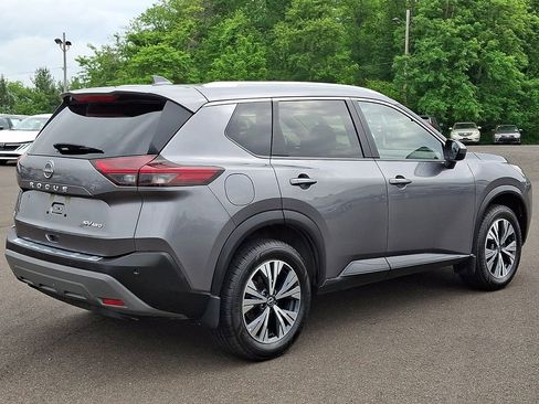 Certified 2023 Nissan Rogue SV w/ SV Premium B Package AWD/4WD image 6