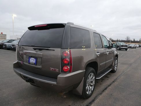 Used 2012 GMC Yukon Denali image 3