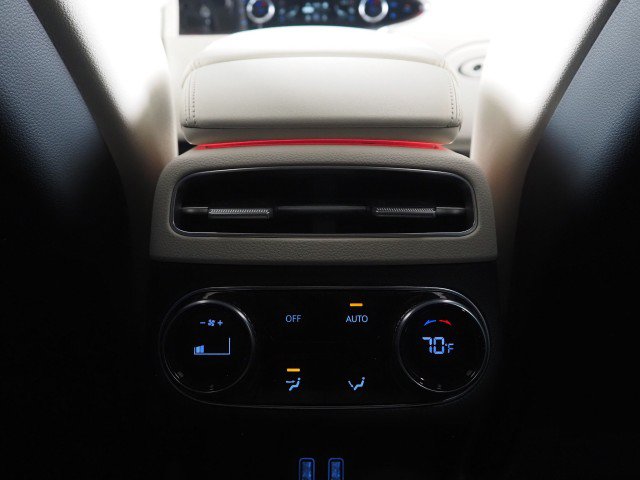 Used 2025 Genesis Electrified GV70 AWD Advance image 25