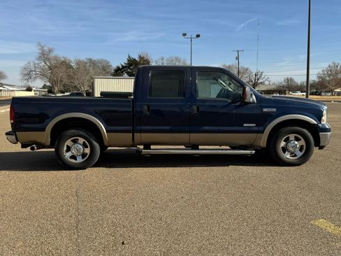 Used 2006 Ford F250 Lariat image 5