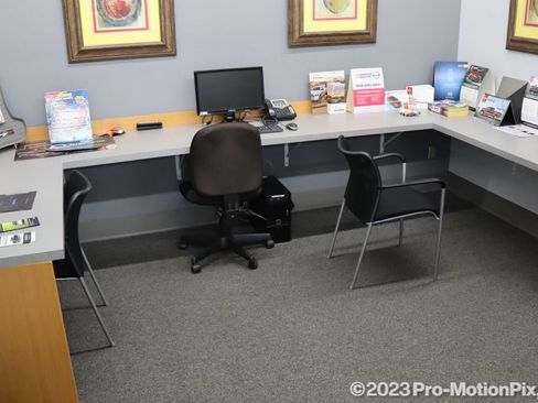 Used 2016 RAM 2500 Laramie AWD/4WD image 33