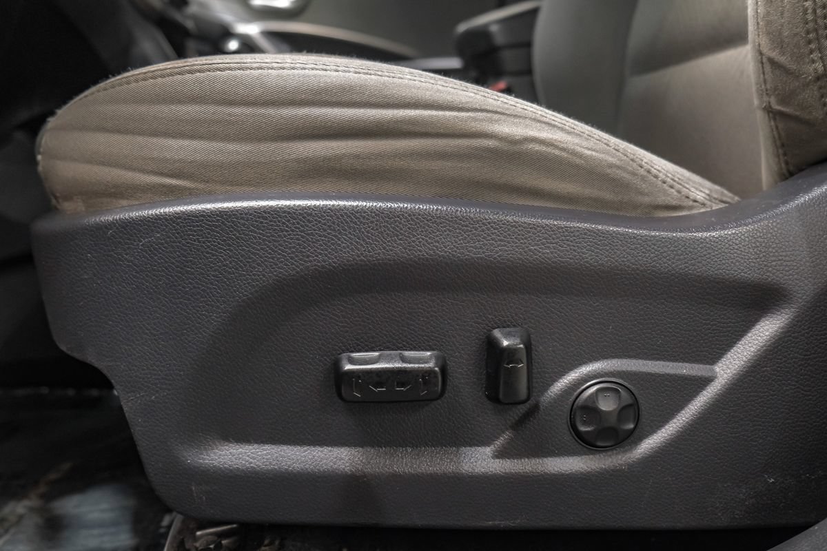 Used 2014 Hyundai Santa Fe Sport w/ Popular Equipment Package 02 FWD image 29