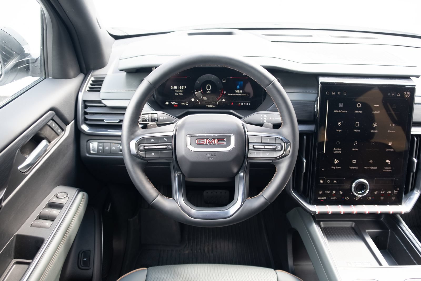 Used 2024 GMC Acadia AT4 w/ Luxury Package AWD/4WD image 2