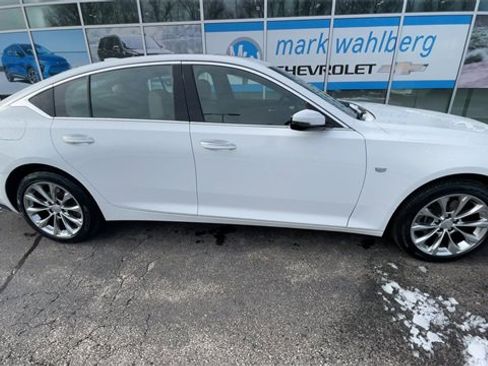 Used 2021 Cadillac CT5 Premium Luxury image 9