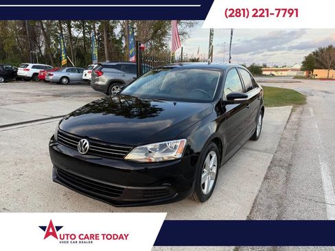 Used 2012 Volkswagen Jetta TDI FWD image 1