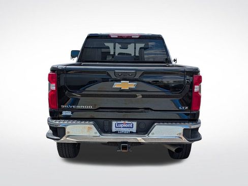 Used 2024 Chevrolet Silverado 2500 LTZ w/ LTZ Plus Package AWD/4WD image 5