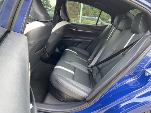 Used 2025 Toyota Camry SE FWD image 16
