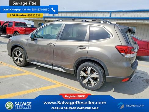 Used 2021 Subaru Forester Touring image 3