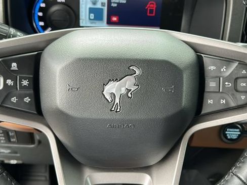 Used 2024 Ford Bronco Outer Banks AWD/4WD image 12
