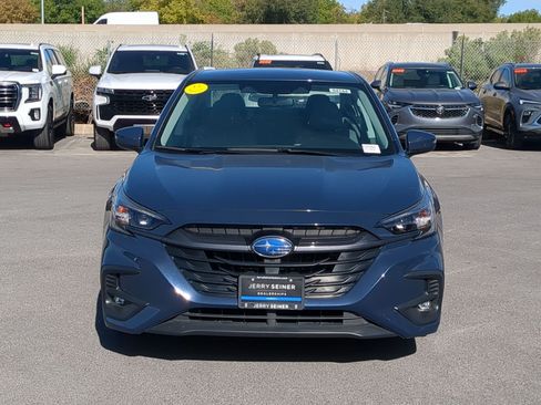 Used 2025 Subaru Legacy Premium AWD/4WD image 8