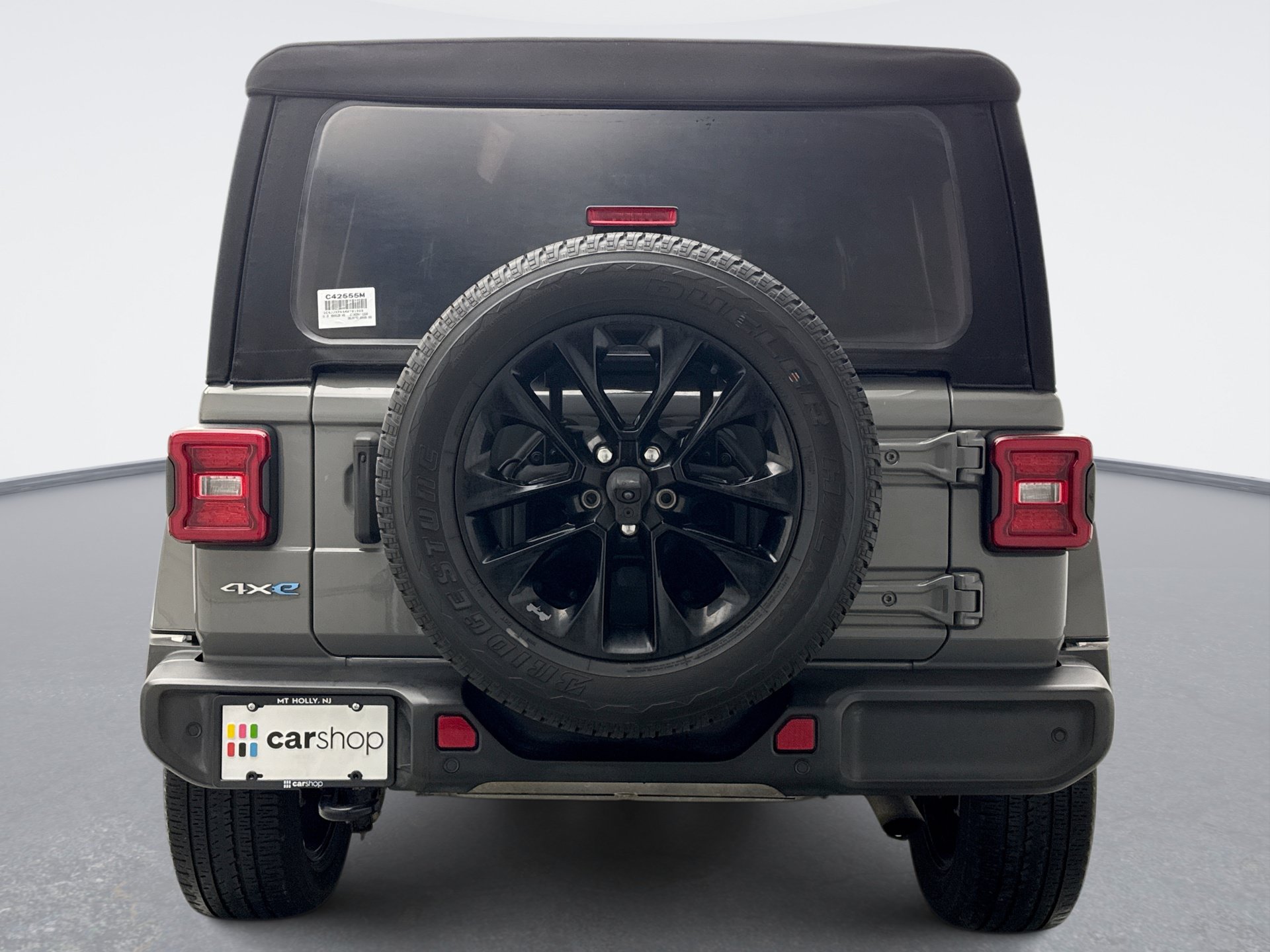 Used 2021 Jeep Wrangler Unlimited Sahara w/ Cold Weather Group AWD/4WD image 4