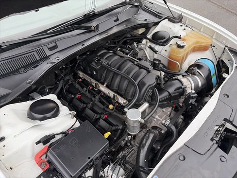 Used 2016 Dodge Charger R/T Scat Pack w/ Technology Group image 19