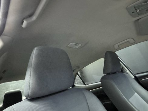 Used 2015 Toyota Corolla L FWD image 31