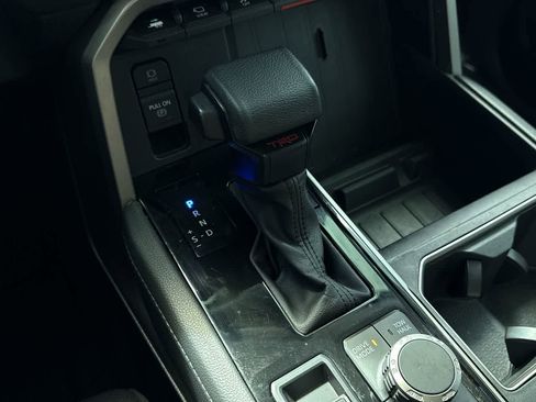 Used 2024 Toyota Tundra Limited w/ TRD Off-Road Package image 20