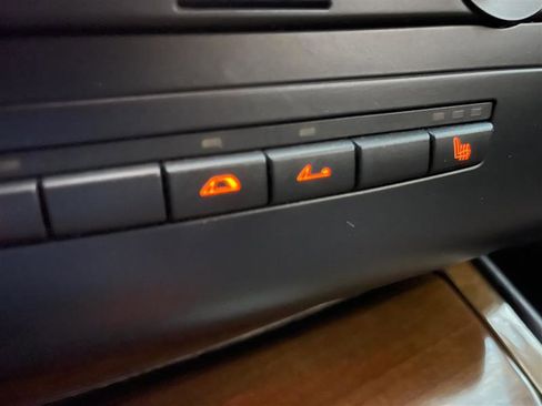 Used 2009 BMW 128i Convertible image 66