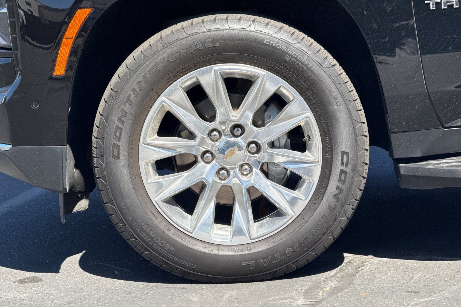 Used 2025 Chevrolet Tahoe Premier AWD/4WD image 37
