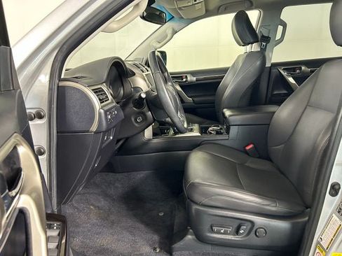 Used 2018 Lexus GX 460 w/ Navigation Package AWD/4WD image 11