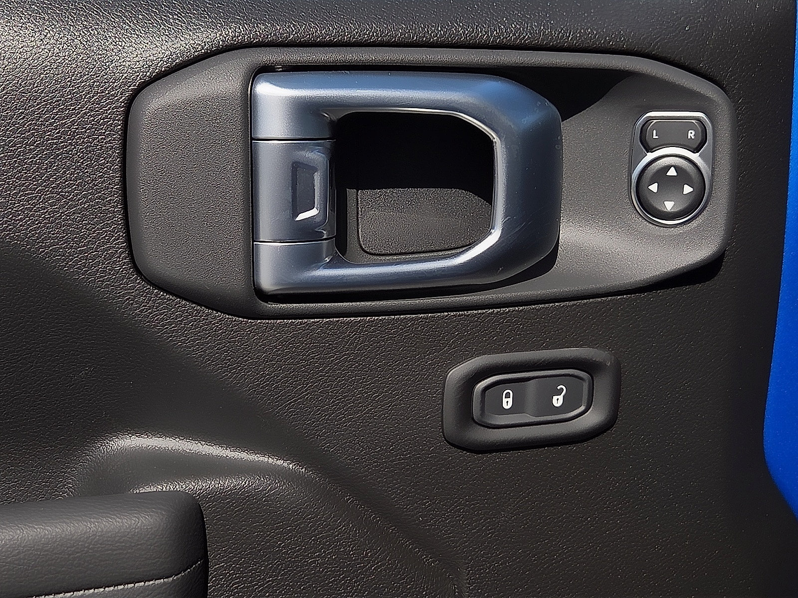 New 2027 Jeep Gladiator Sport AWD/4WD image 13