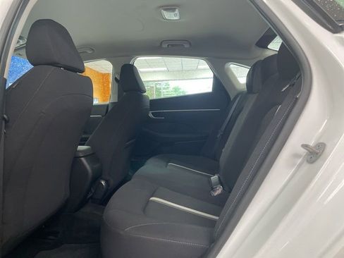 Used 2025 Hyundai Sonata SE FWD image 15