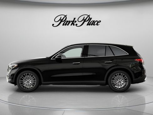 Used 2026 Mercedes-Benz GLC 300 image 7