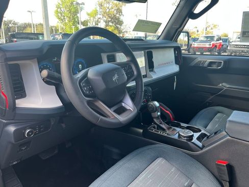 New 2026 Ford Bronco Heritage Edition image 5