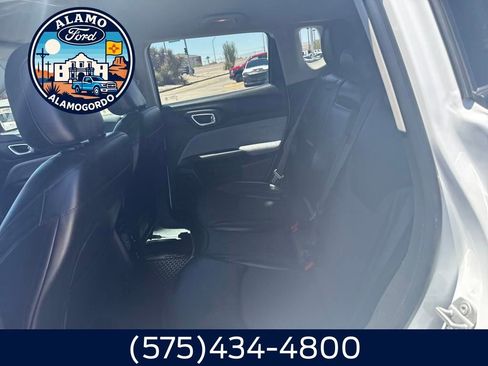 Used 2022 Jeep Compass Latitude w/ Convenience Group image 13