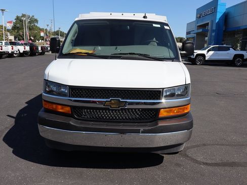 New 2025 Chevrolet Express 3500 w/ Power Convenience Package image 28