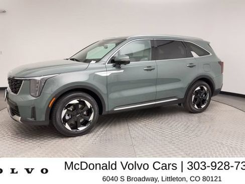 Used 2025 Kia Sorento SX Prestige AWD/4WD image 6