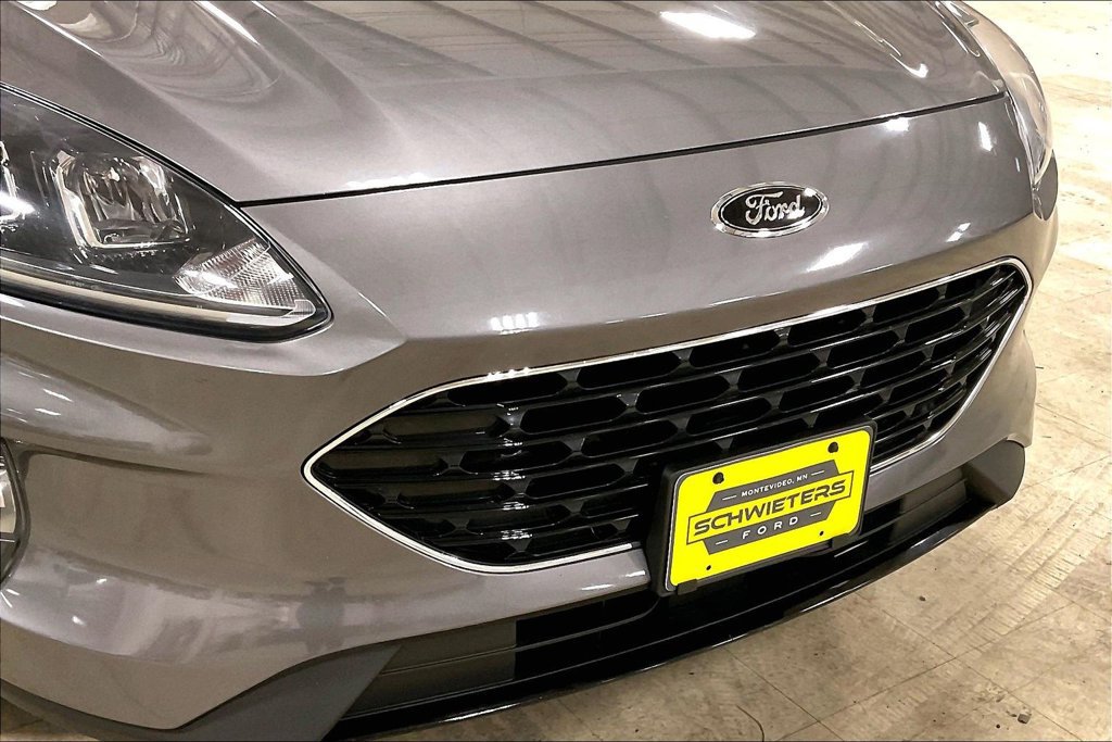 Certified 2022 Ford Escape SEL w/ SEL Stealth AWD Package image 29