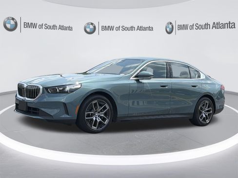 Used 2026 BMW 530i xDrive AWD/4WD image 21
