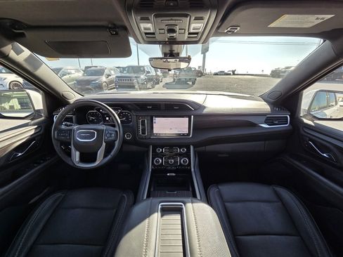 Used 2021 GMC Yukon Denali w/ Denali Ultimate Package image 28