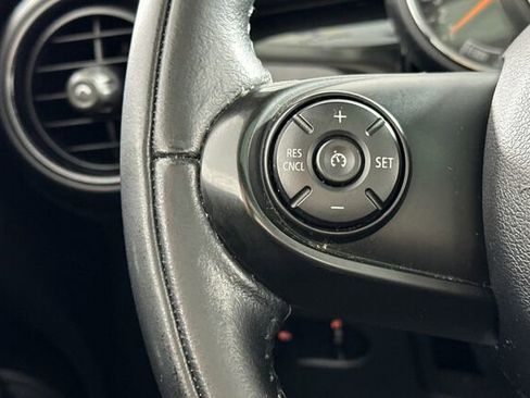 Used 2018 MINI Cooper S image 26