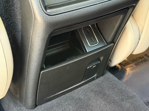 Certified 2023 Mercedes-Benz GLE 350 4MATIC w/ Premium Package image 33