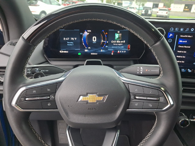 Used 2026 Chevrolet Silverado EV LT w/ Premium Package AWD/4WD image 4