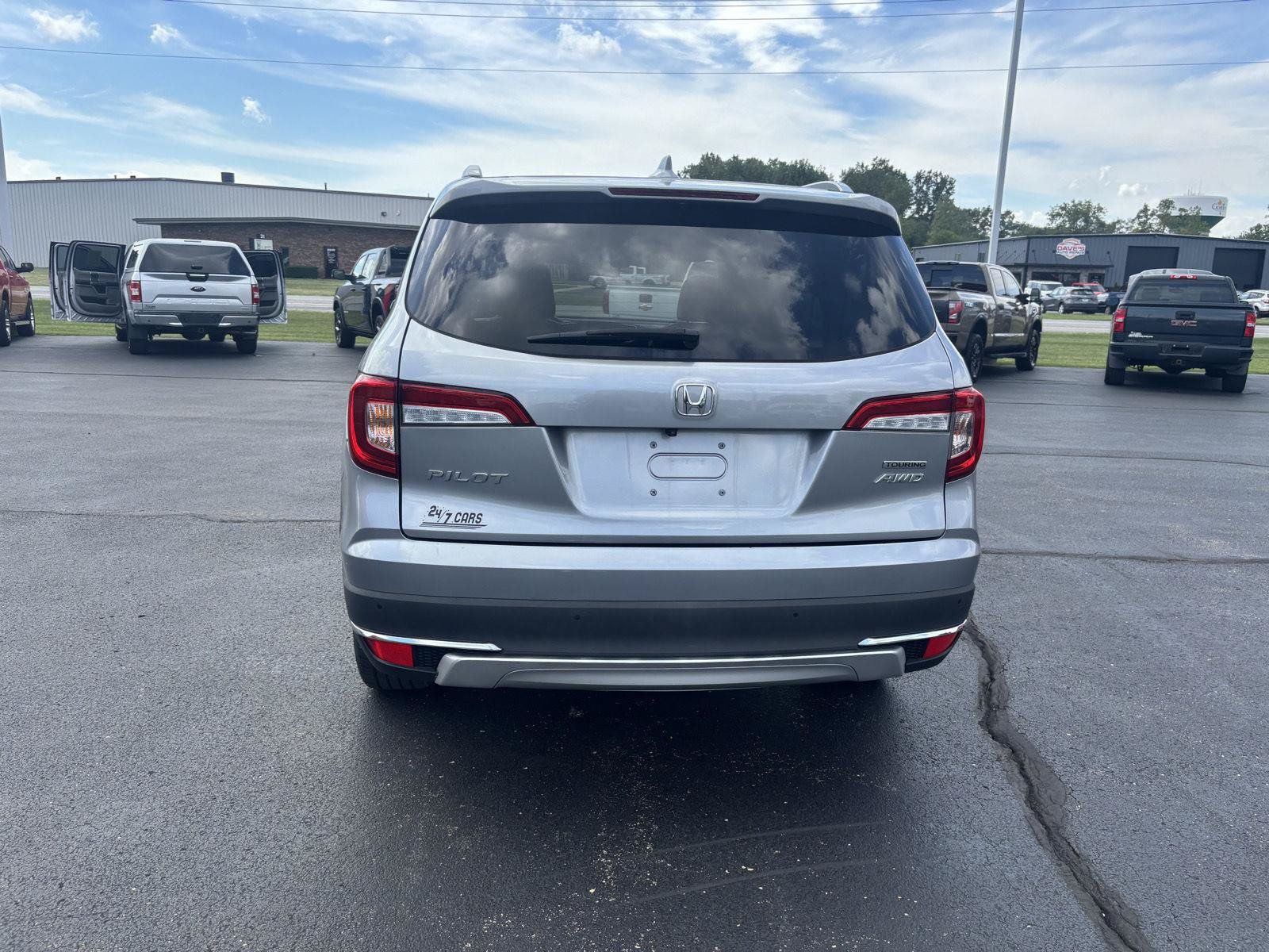 Used 2019 Honda Pilot Touring image 7