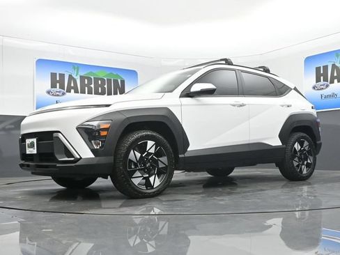 Used 2024 Hyundai Kona SEL AWD/4WD image 19