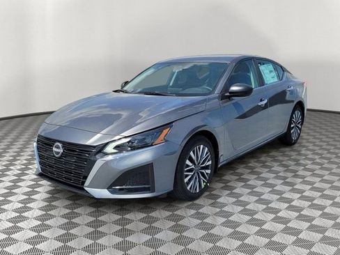 New 2026 Nissan Altima 2.5 SV FWD image 1