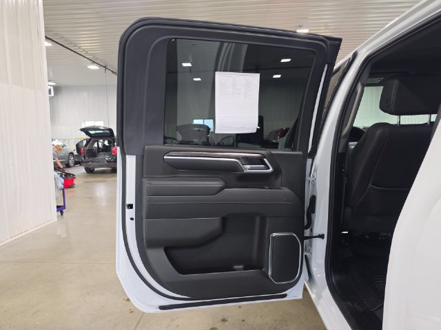Used 2026 Chevrolet Silverado 3500 LTZ w/ LTZ Plus Package AWD/4WD image 25