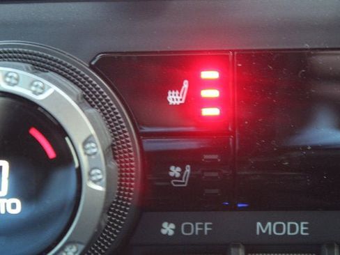 New 2025 Toyota Tacoma TRD Off-Road image 5