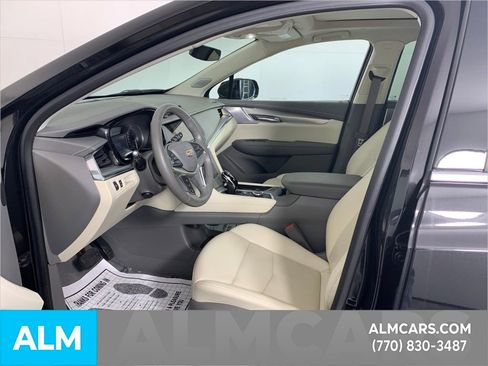 Used 2023 Cadillac XT5 Premium Luxury image 8