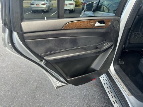 Used 2018 Mercedes-Benz GLS 450 4MATIC image 20