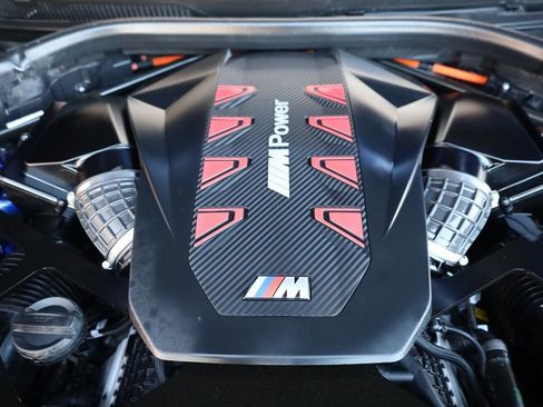 Used 2023 BMW XM image 12