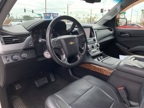 Used 2015 Chevrolet Suburban LTZ image 14