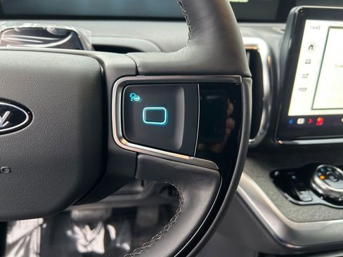 New 2025 Ford Expedition Tremor image 19