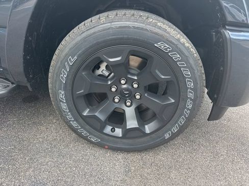 New 2026 RAM 1500 4x4 Crew Cab image 5
