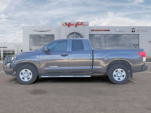 Used 2013 Toyota Tundra 2WD Double Cab image 2