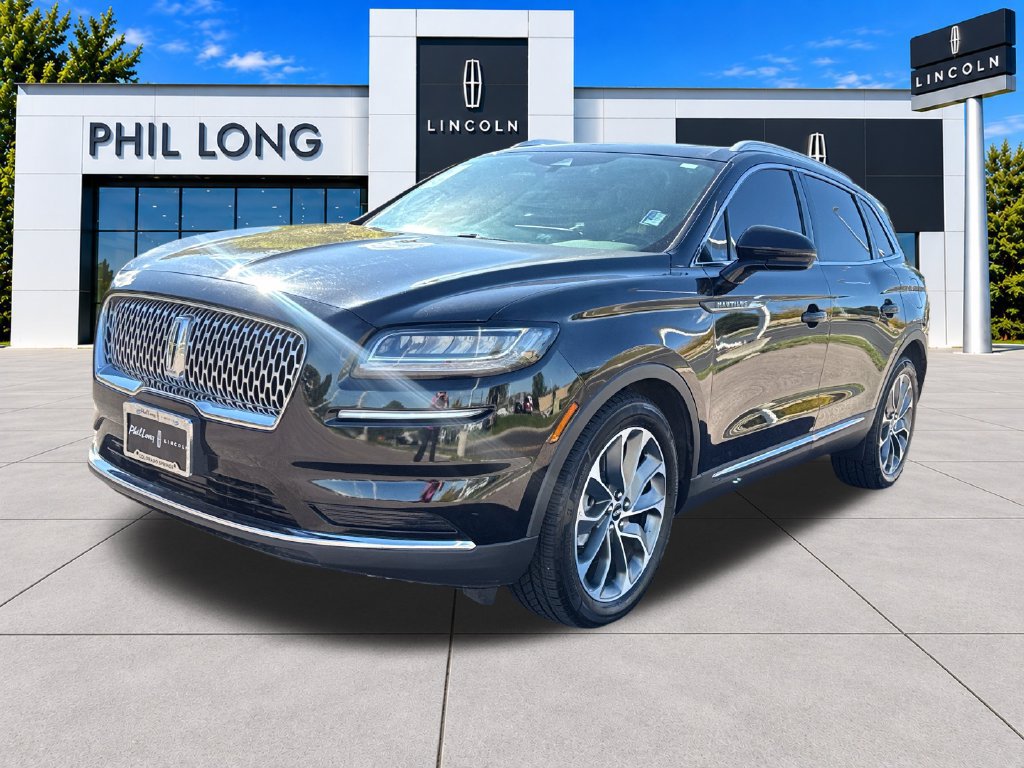 Used 2022 Lincoln Nautilus Reserve w/ Luxury Package AWD/4WD image 4