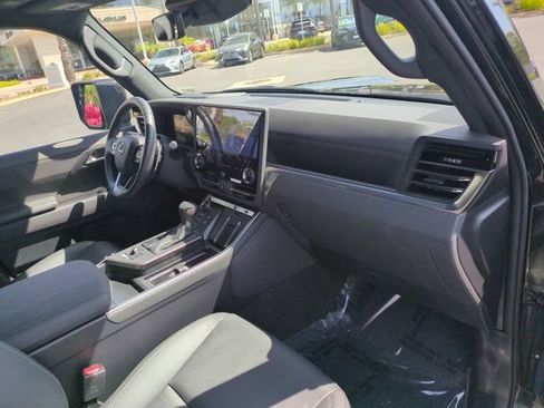 Used 2024 Lexus GX 550 AWD/4WD image 30