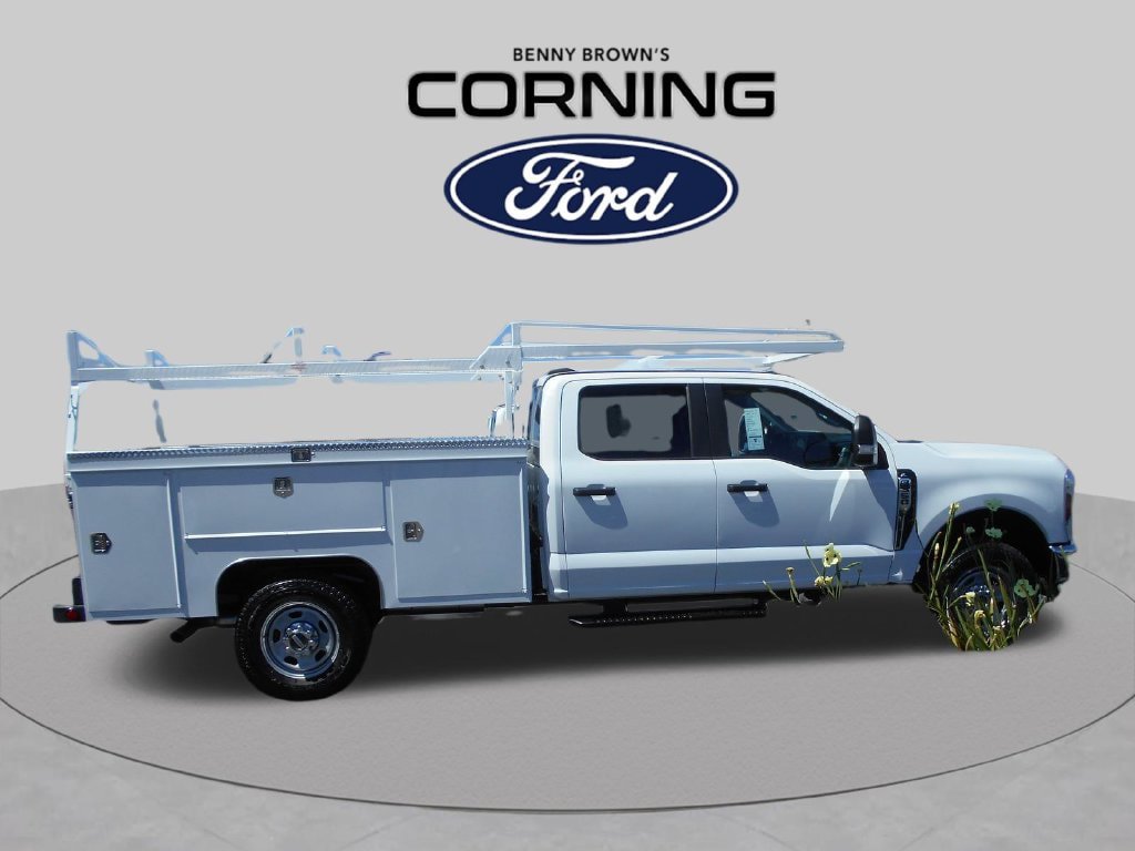 New 2026 Ford F350 XL w/ XL Chrome Package AWD/4WD image 2